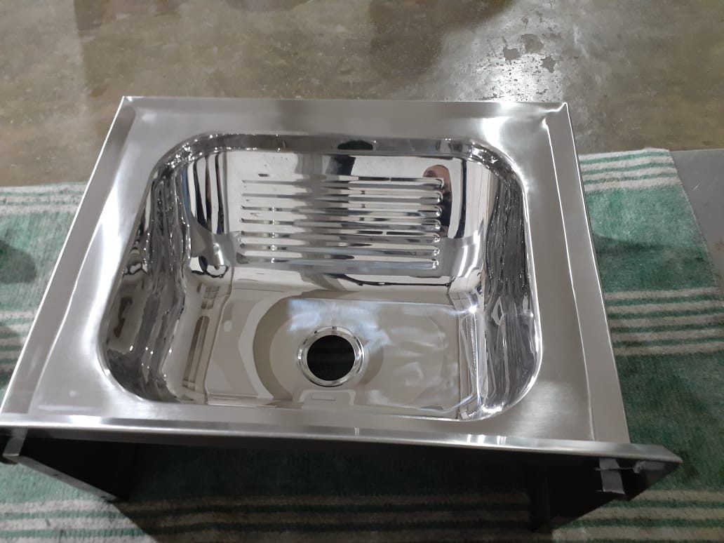 Cuba em aço inox — trabalho real da Bruno Soldas Especiais