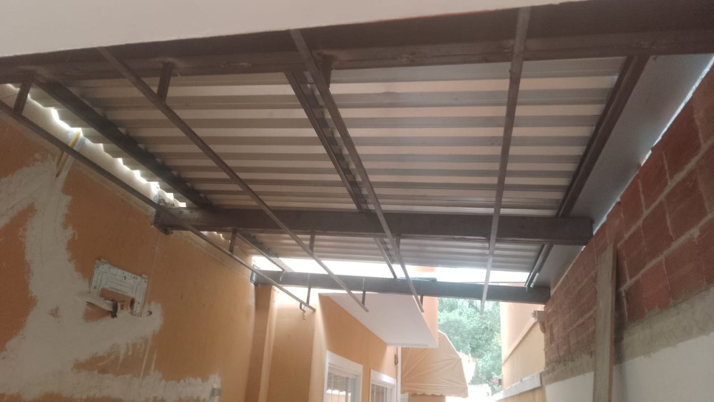 Estrutura para telhado — trabalho real da Bruno Soldas Especiais